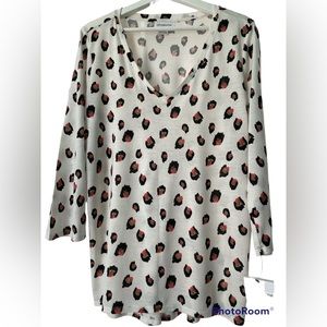 Liz Claiborne Large T-Shirt